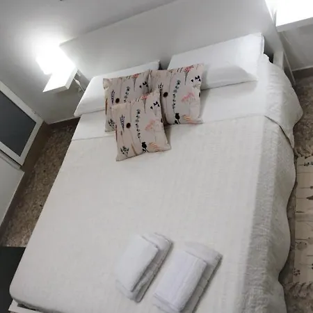 Enry's House * 巴里