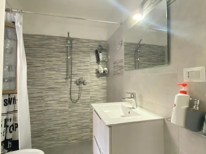 شقة Enry's House باري